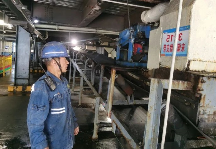 形势任务教育丨节省费用10万元，朱家峁煤矿这项举措解决“撒煤成堆”难题