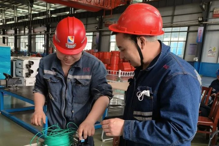 “补脑充电”！金桥煤矿状元课堂开讲啦