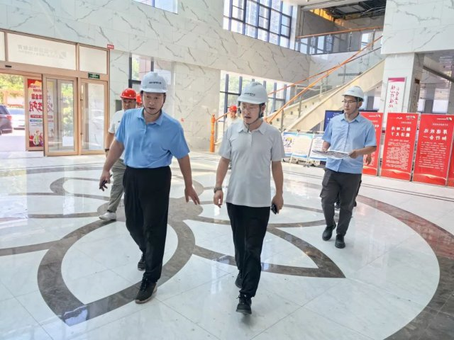 王崇景到美豪怡致酒店、春风仁里项目检查指导工作